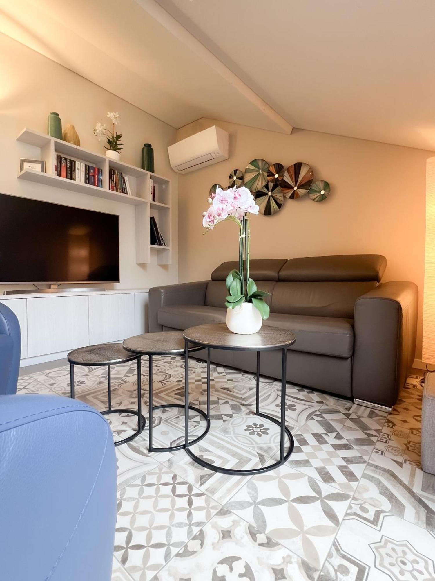 Comecasa 10 Minutes Walk From Duomo 2 Bedroom Apartment Milán Exterior foto