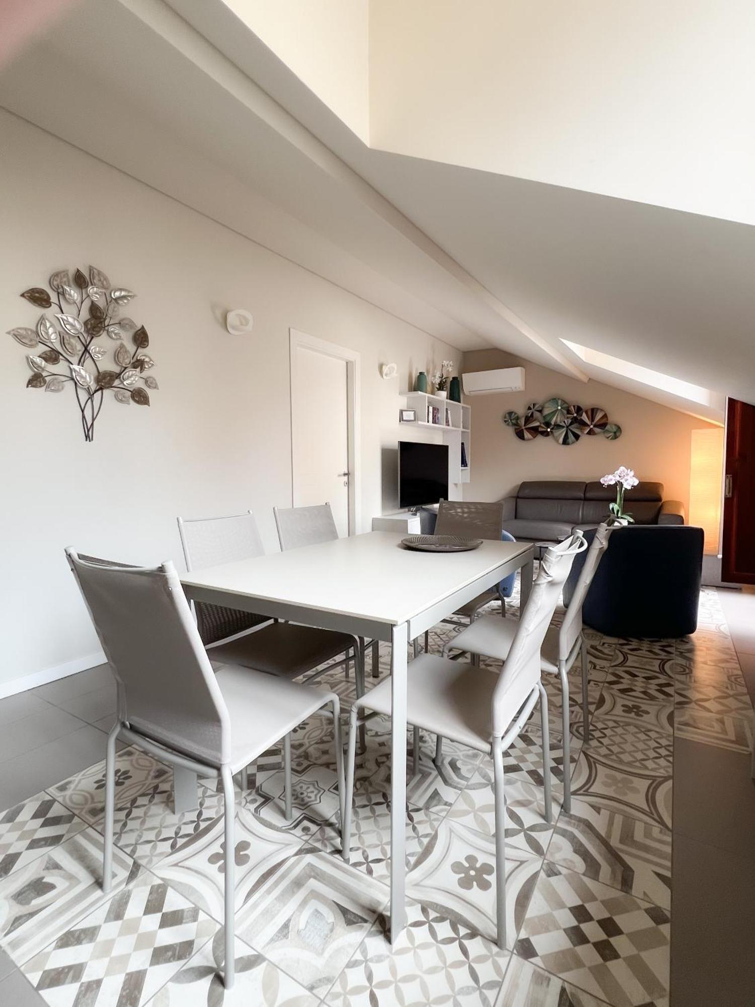 Comecasa 10 Minutes Walk From Duomo 2 Bedroom Apartment Milán Exterior foto
